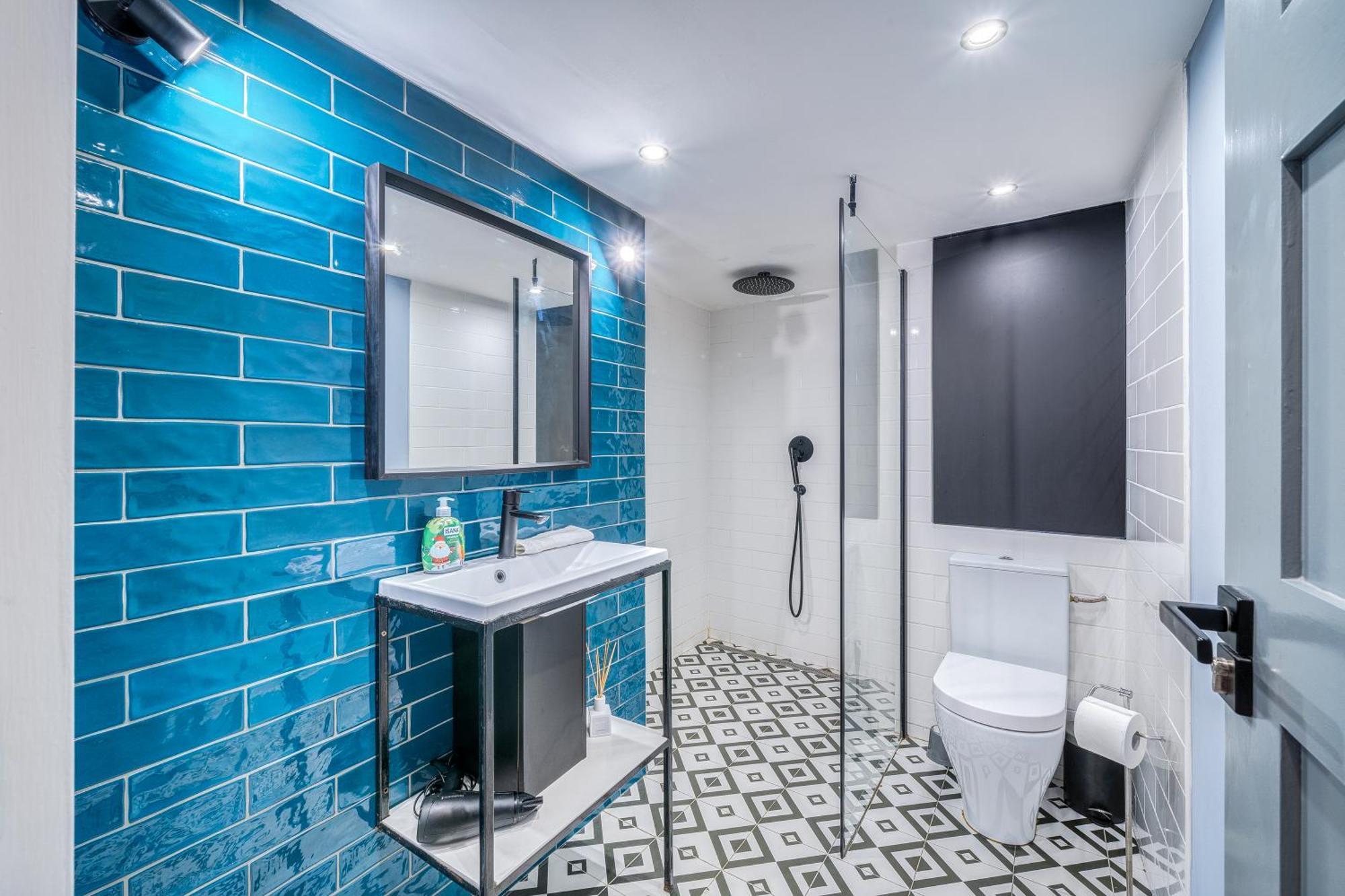 Azure Oasis In The Heart Of The City Budapest Exterior photo